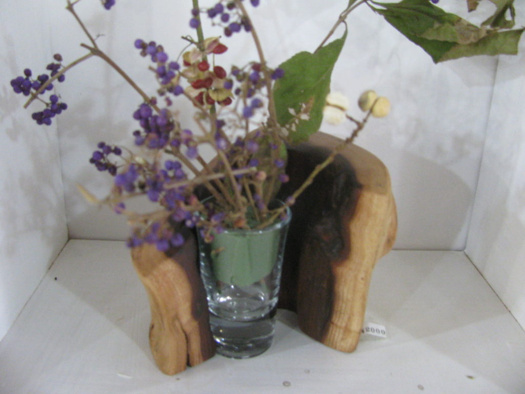 自然木洞の花器