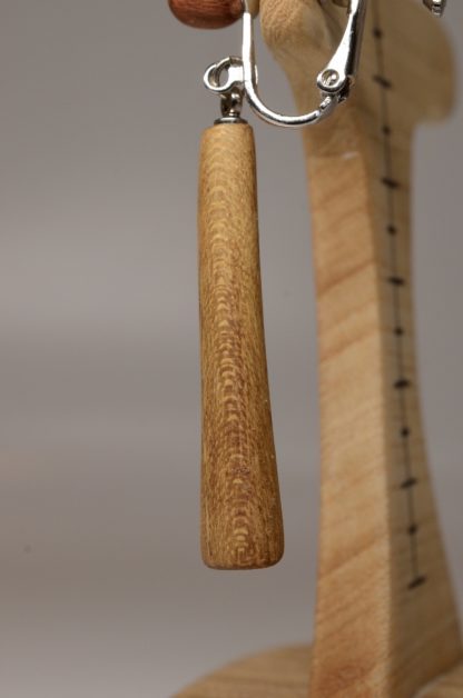 自然木のイヤリング：ブラ・吊り型